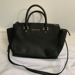 Michael Kors Black Selma Medium Saffiano Leather